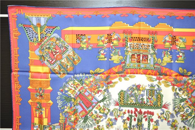 Authentic HERMES Carre 90 Scarf 