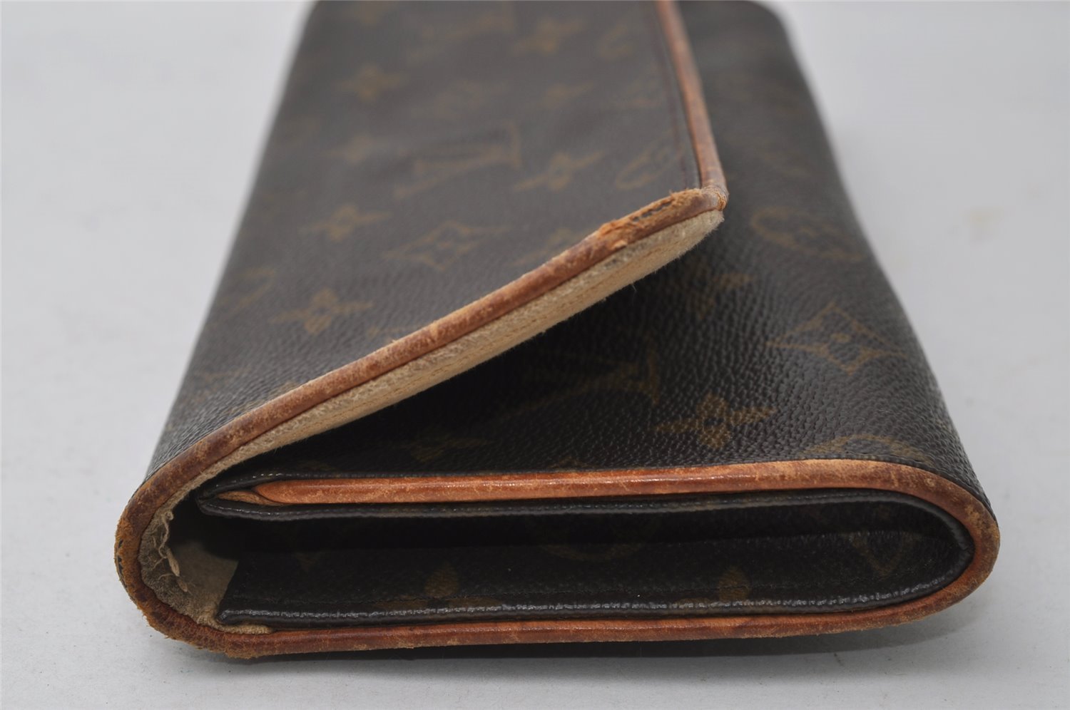 Authentic Louis Vuitton Monogram Pochette Twin GM Shoulder Bag M51852 LV 7221I