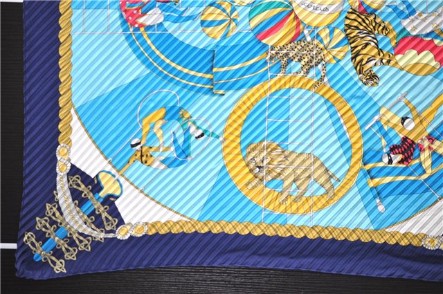 Authentic HERMES Pleats Scarf 