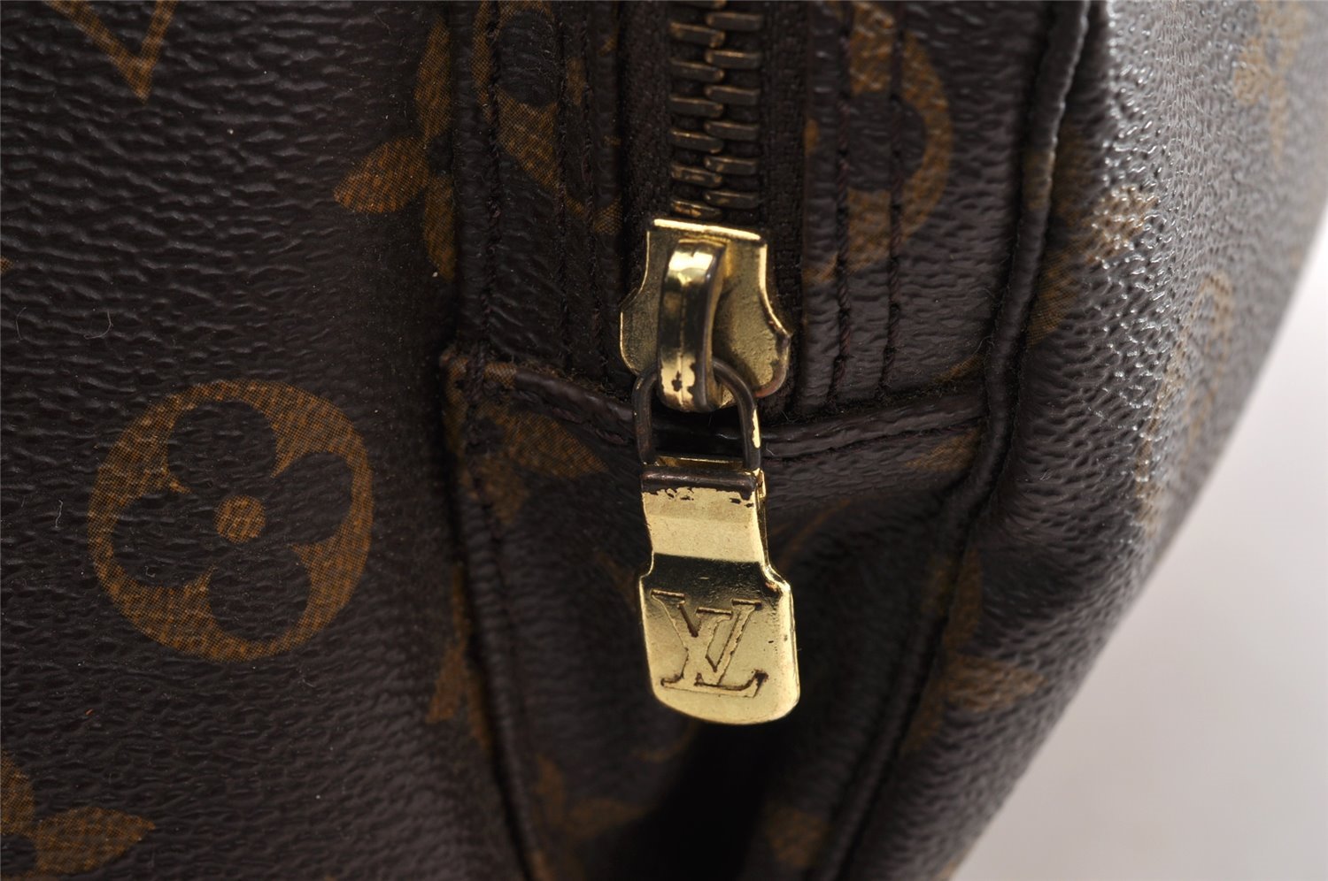 Authentic Louis Vuitton Monogram Montsouris GM Backpack M51135 LV 7233I