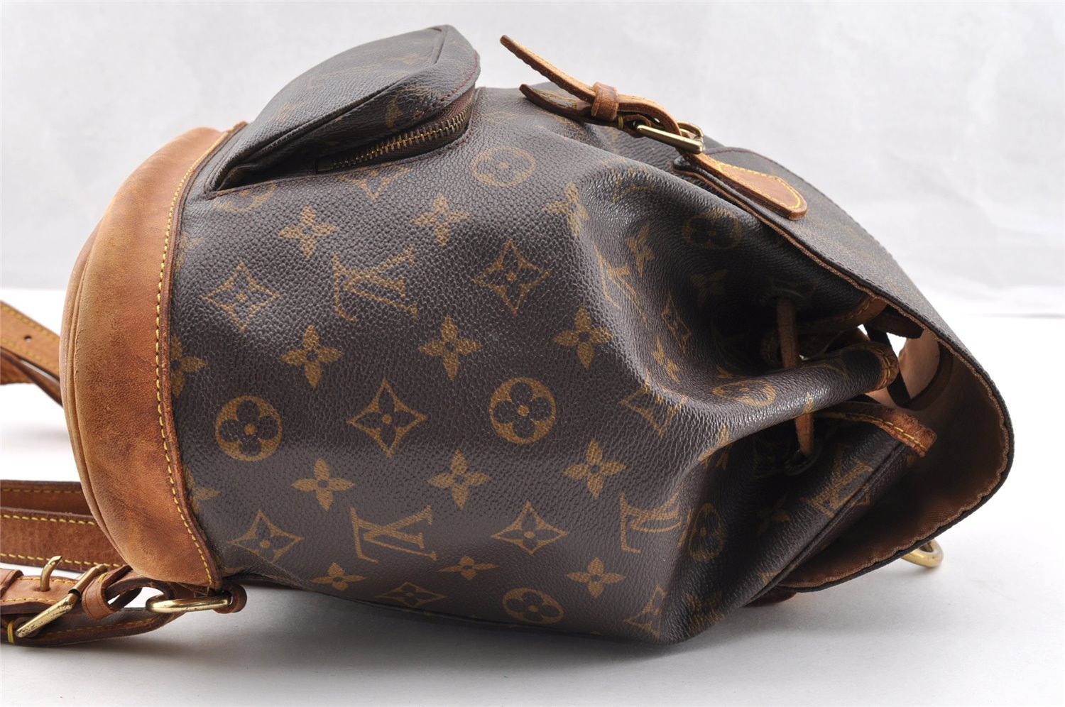 Authentic Louis Vuitton Monogram Montsouris MM Backpack M51136 LV 7237I