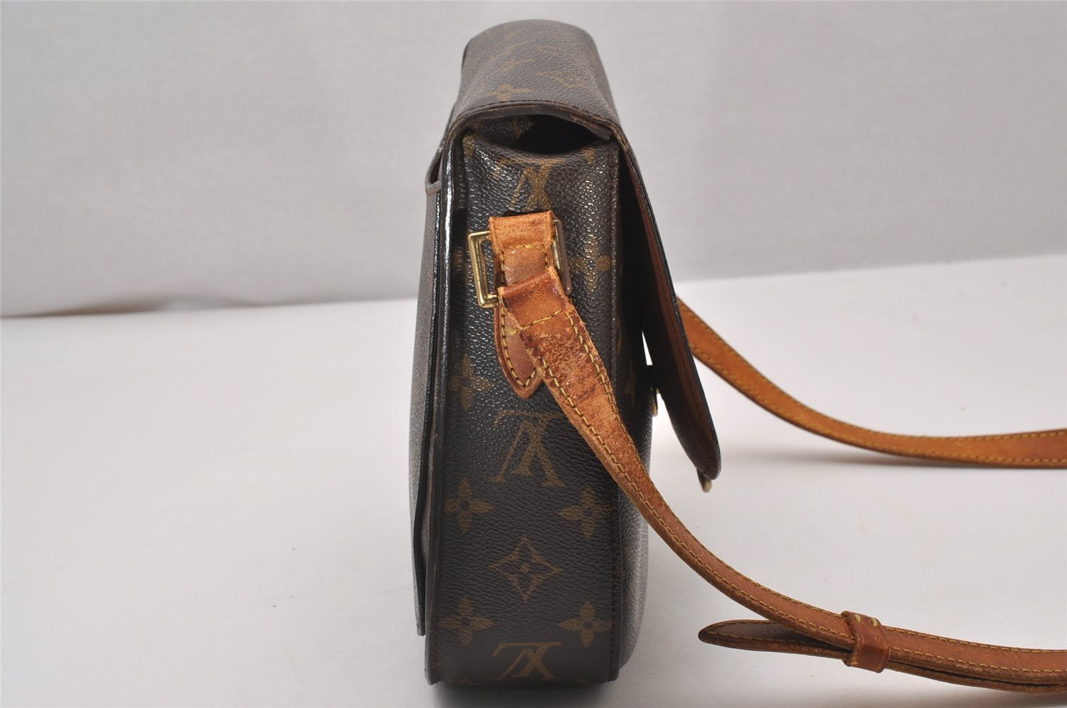 Authentic Louis Vuitton Monogram Saint Cloud GM M51242 Shoulder Cross Bag 7238I