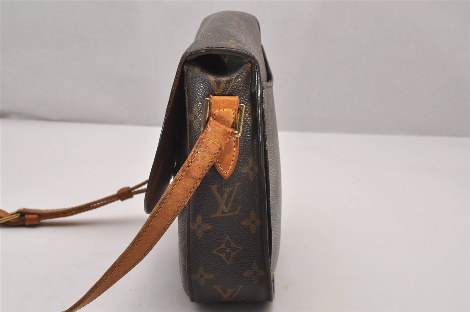 Authentic Louis Vuitton Monogram Saint Cloud GM M51242 Shoulder Cross Bag 7238I