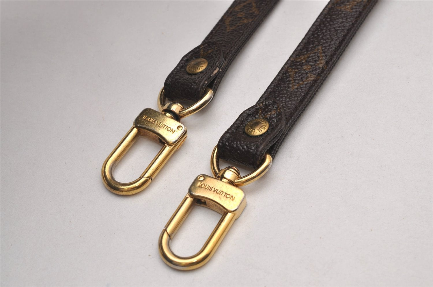 Authentic Louis Vuitton Monogram Shoulder Strap 46.9