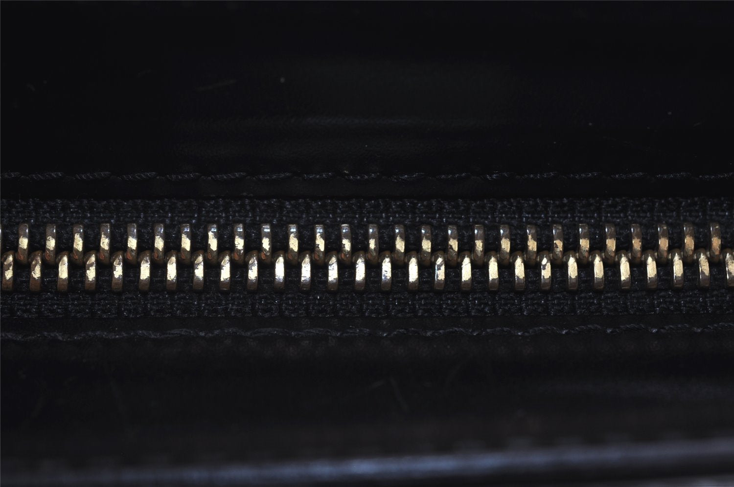 Authentic Louis Vuitton Epi Pochette Homme Clutch Hand Bag Black M52522 LV 7253I