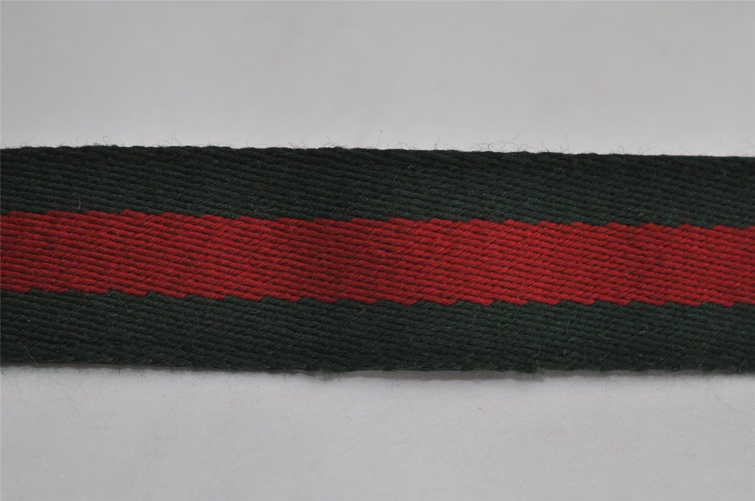 Authentic GUCCI Web Sherry Line Shoulder Cross Body Bag Enamel Black 7262I