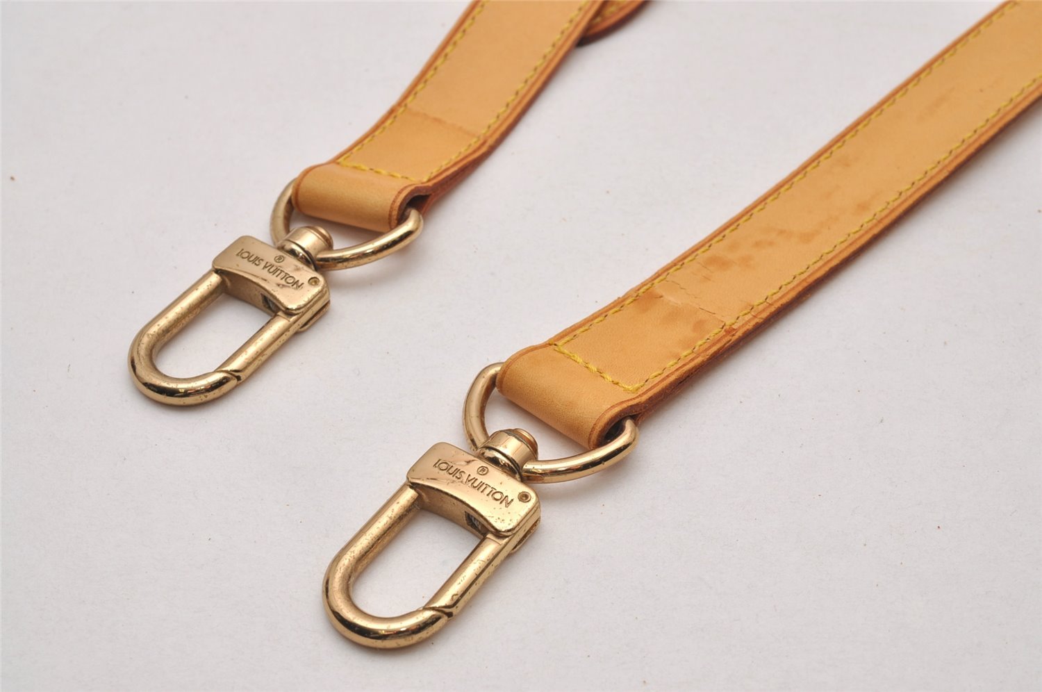 Authentic Louis Vuitton Leather Shoulder Strap Beige 35.8-42.9