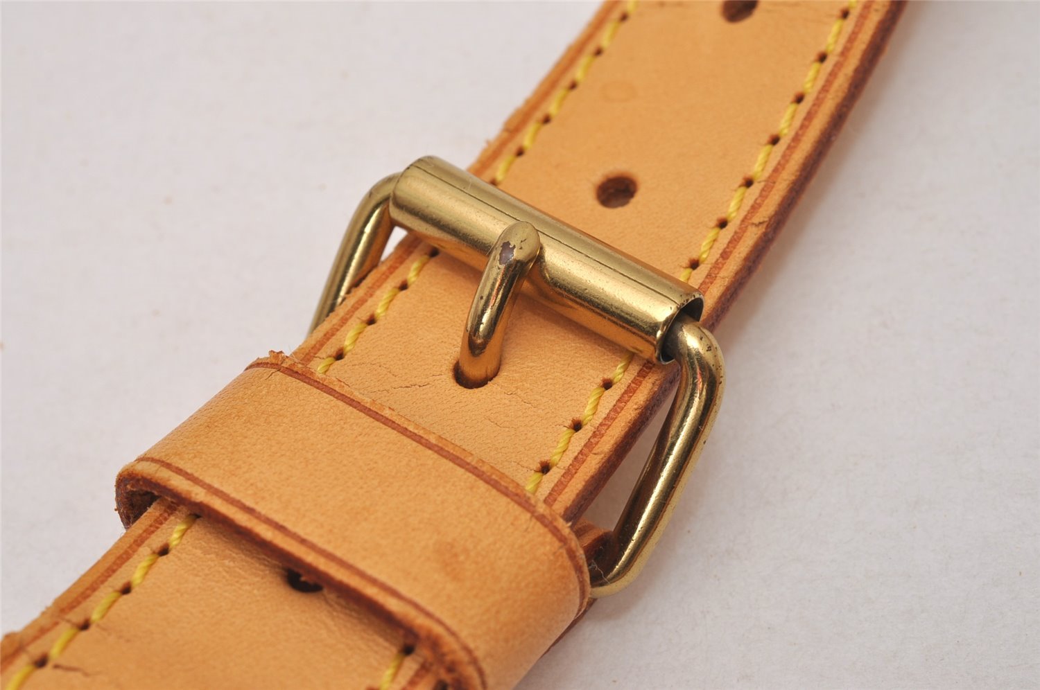 Authentic Louis Vuitton Leather Shoulder Strap Beige 35.8-42.9