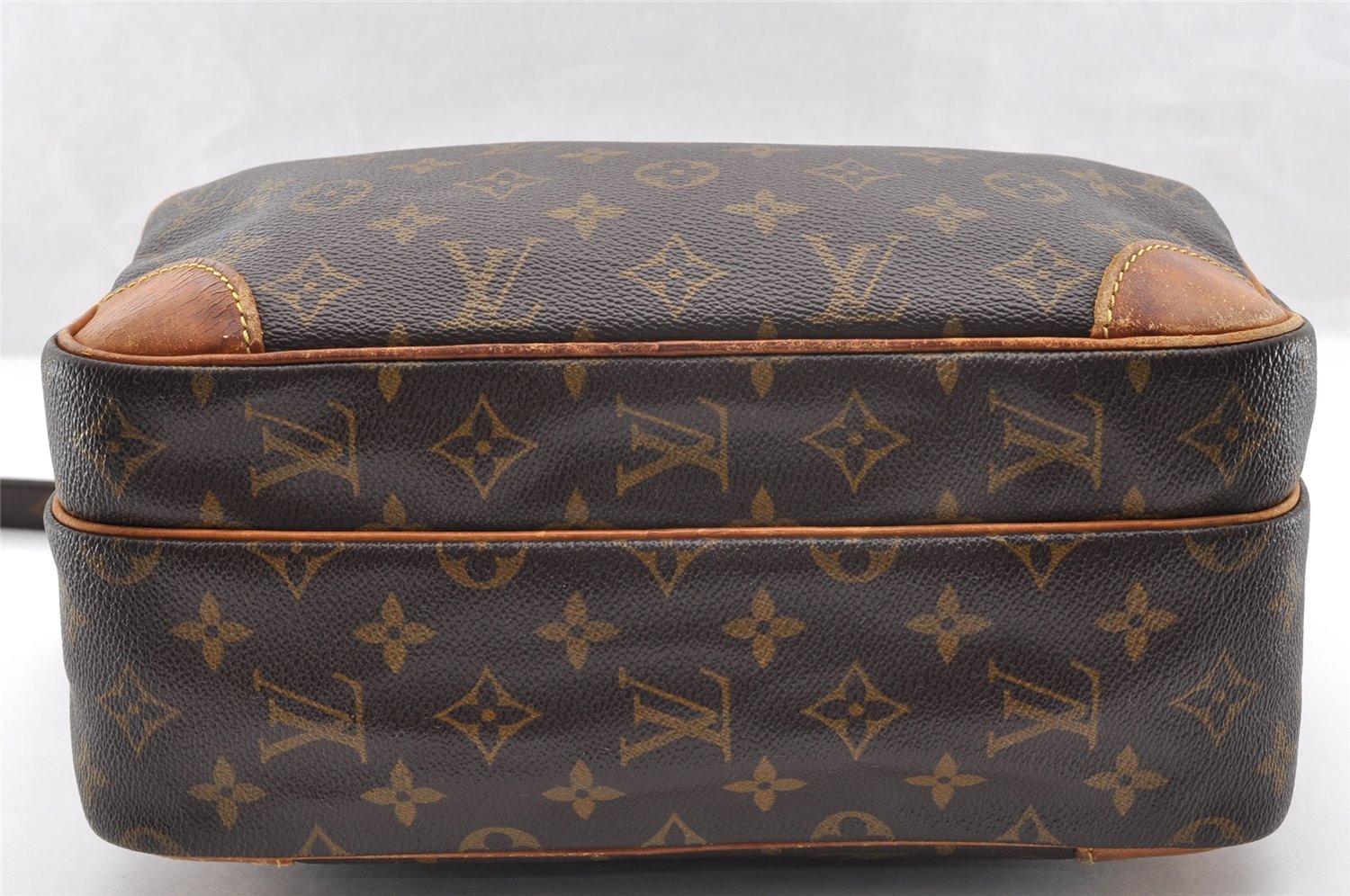 Authentic Louis Vuitton Monogram Nile Shoulder Cross Body Bag M45244 Junk 7273I