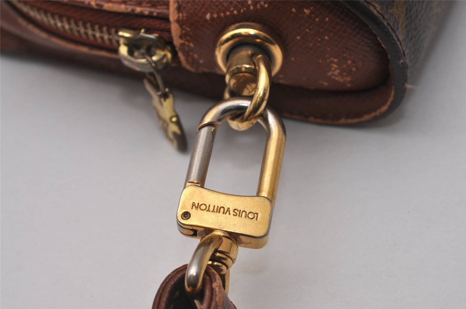 Authentic Louis Vuitton Monogram Orsay Clutch Hand Bag Purse M51790 LV 7277I