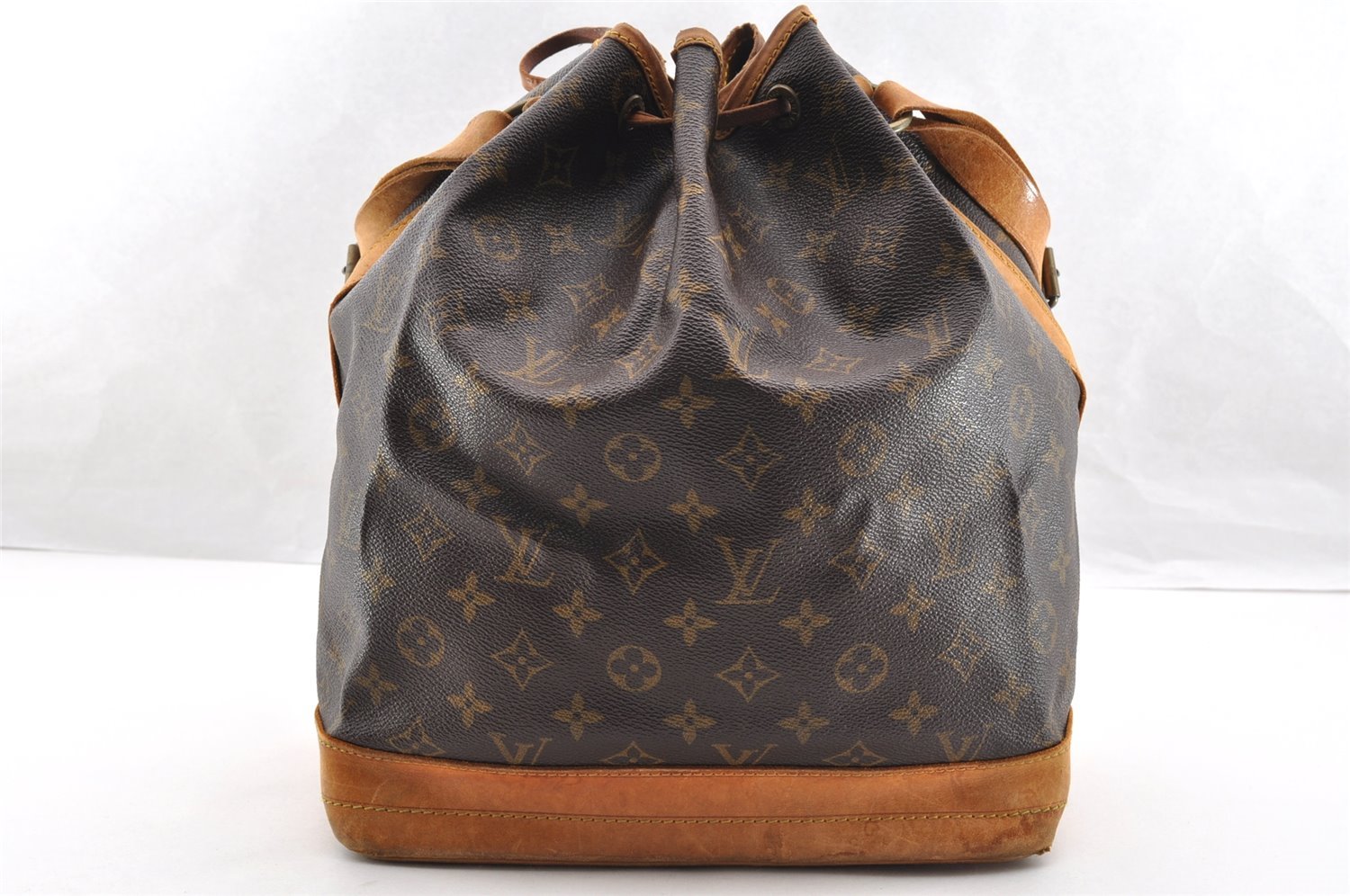 Authentic Louis Vuitton Monogram Noe Shoulder Drawstring Bag M42224 LV 7296I