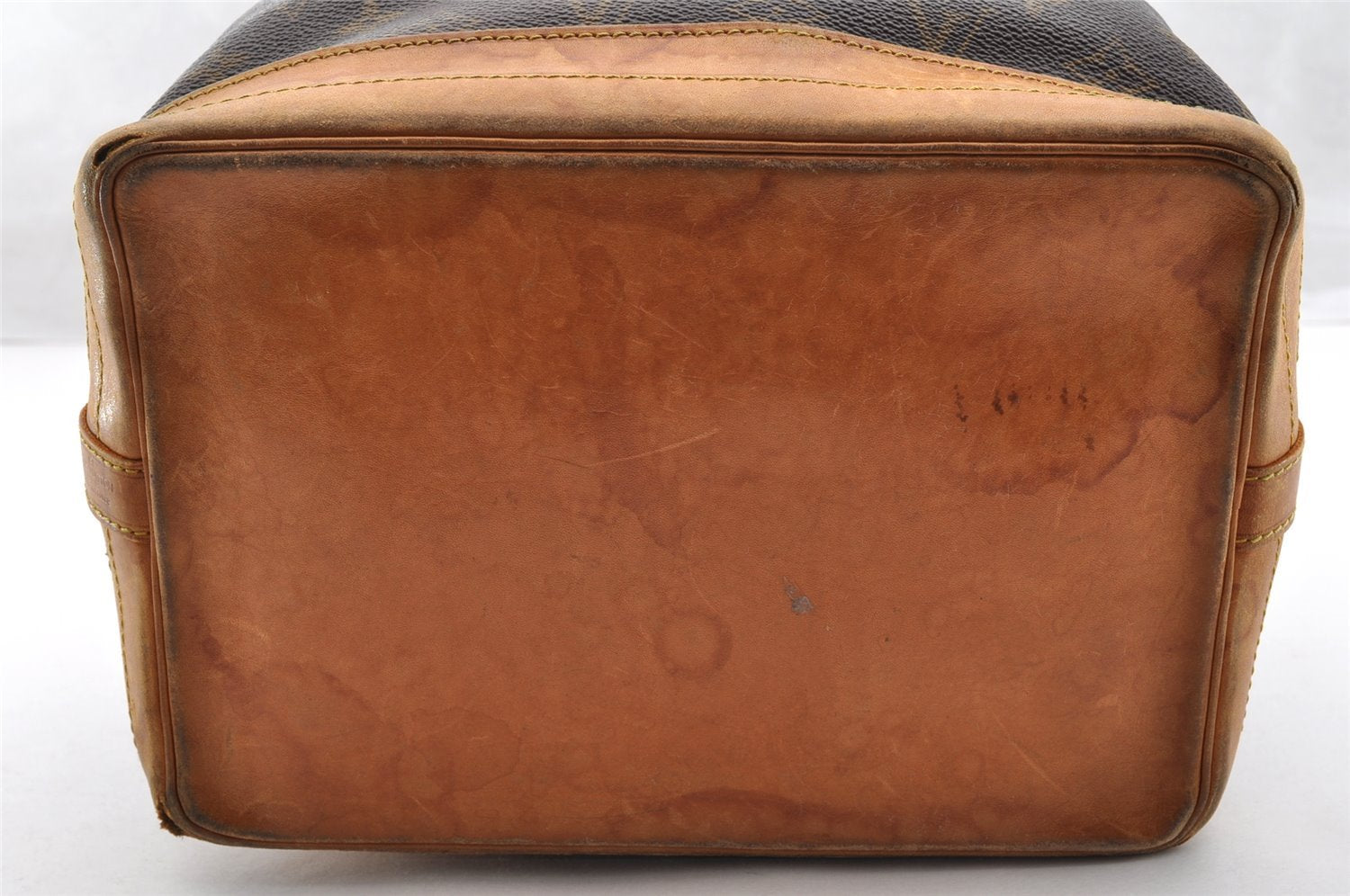 Authentic Louis Vuitton Monogram Noe Shoulder Drawstring Bag M42224 LV 7296I