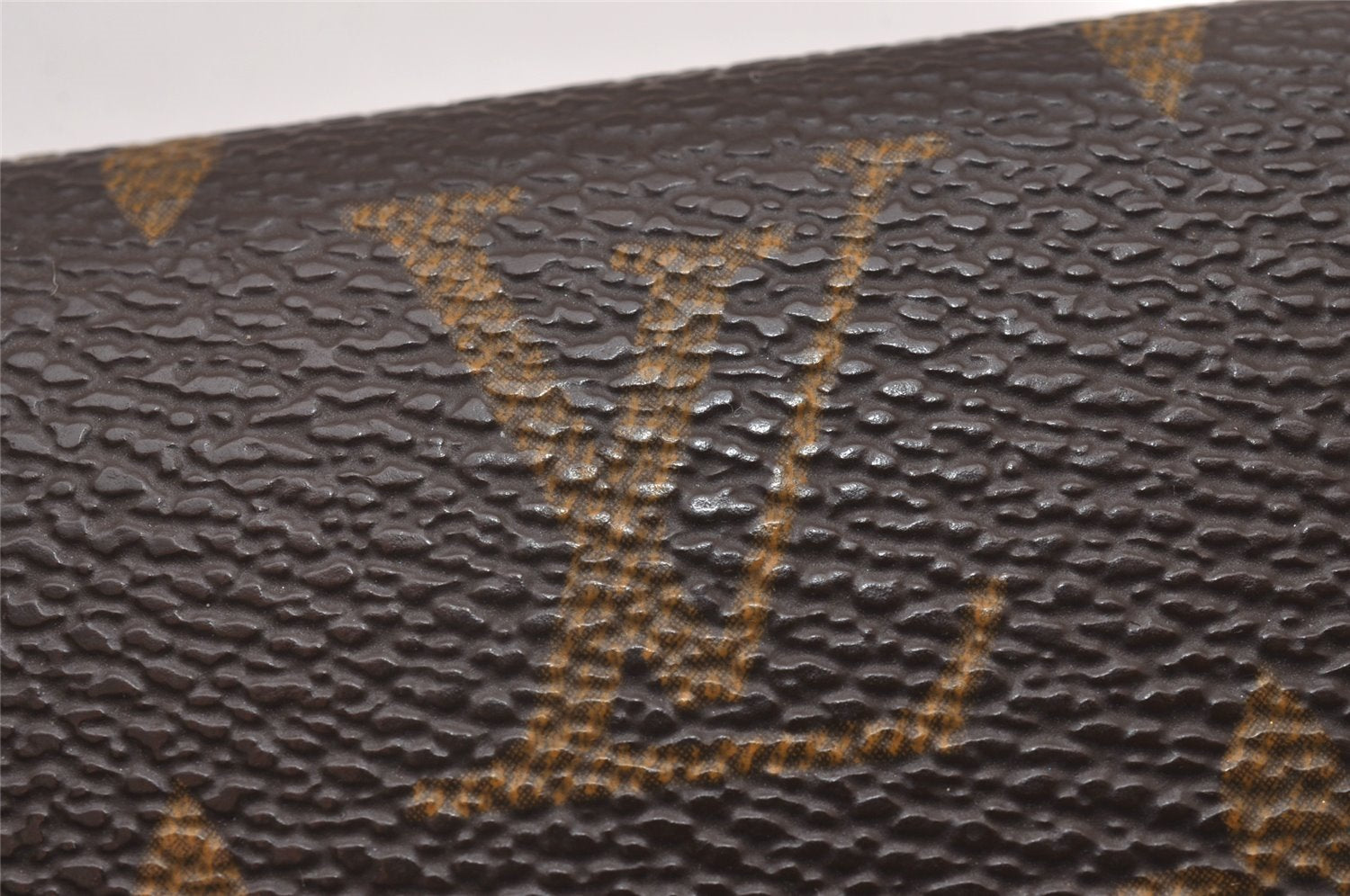 Authentic Louis Vuitton Monogram Multicles 6 Six Hooks Key Case M62630 LV 7431I