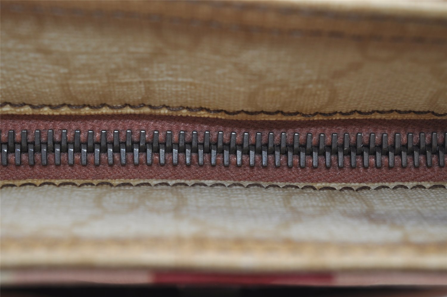 Authentic GUCCI Joy Line Shoulder Cross Bag GG PVC Leather 189817 White 7445I