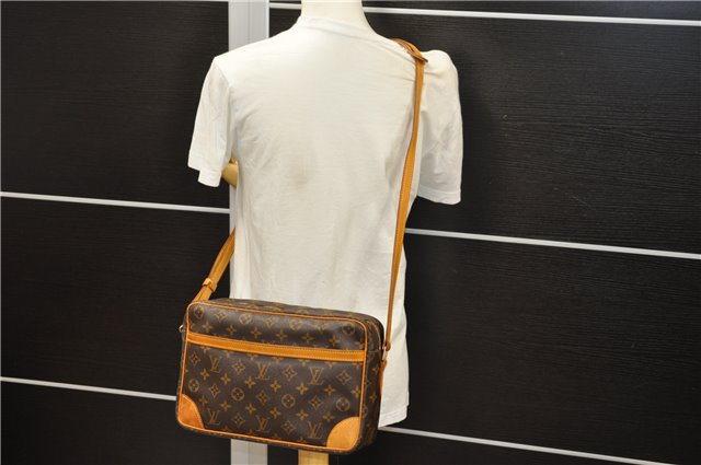 Auth Louis Vuitton Monogram Trocadero 30 Shoulder Cross Body Bag M51272 LV 7472D