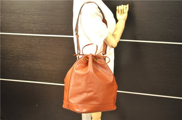 Authentic Louis Vuitton Epi Noe Shoulder Bag Brown M44028 LV 7476D