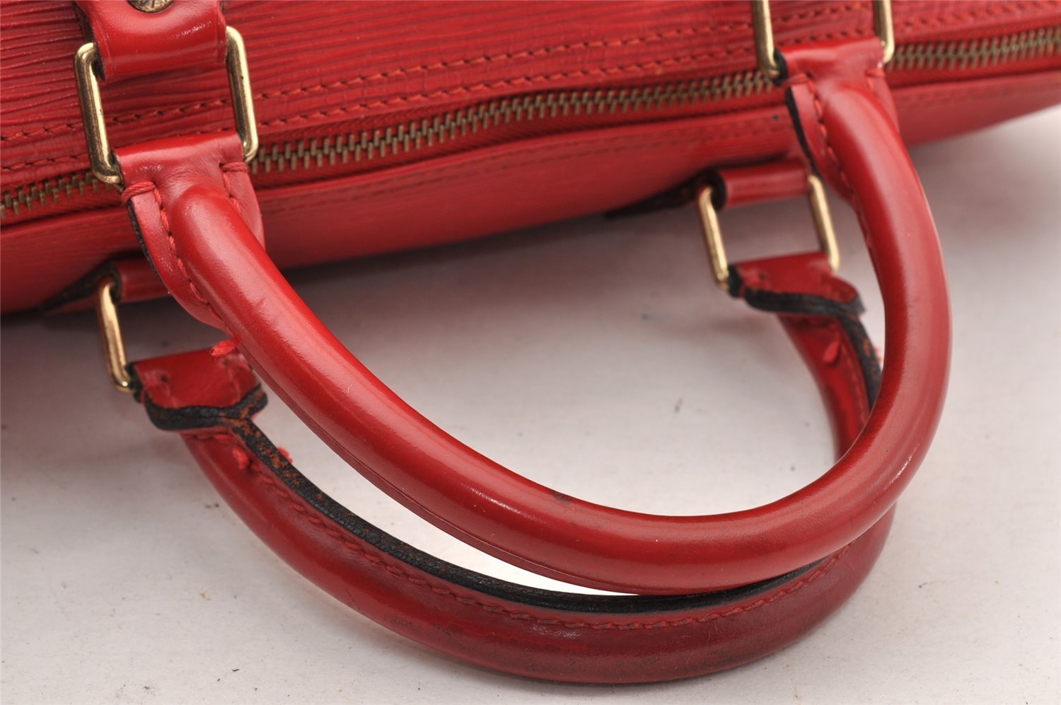 Authentic Louis Vuitton Epi Speedy 30 Hand Boston Bag Red M43007 LV 7492I