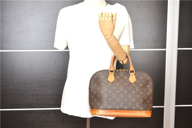 Authentic Louis Vuitton Monogram Alma Hand Bag Purse M51130 LV 7538F