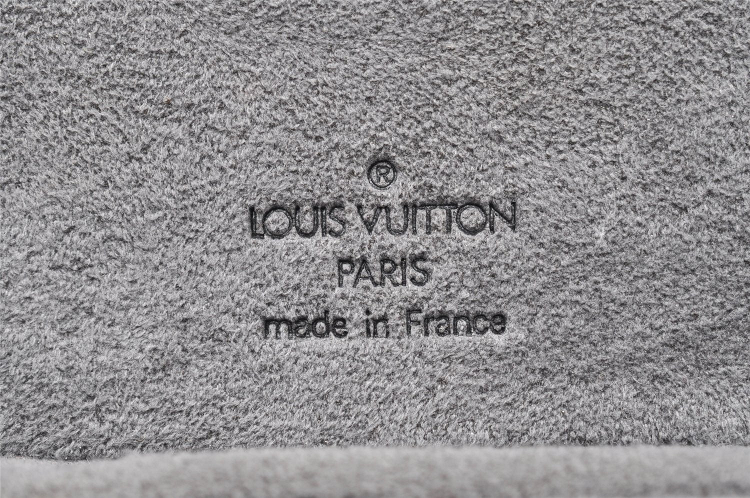 Authentic Louis Vuitton Epi Cannes Cosmetic Hand Bag Purse Black M48032 LV 7542I