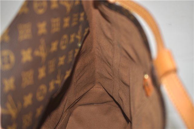 Authentic Louis Vuitton Monogram Randonnee GM Shoulder Bag M42244 LV 7569E