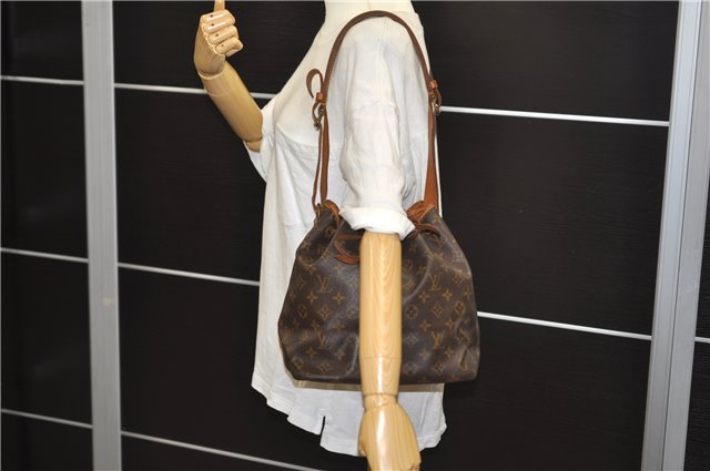 Authentic Louis Vuitton Monogram Petit Noe Shoulder Bag M42226 LV 7585D