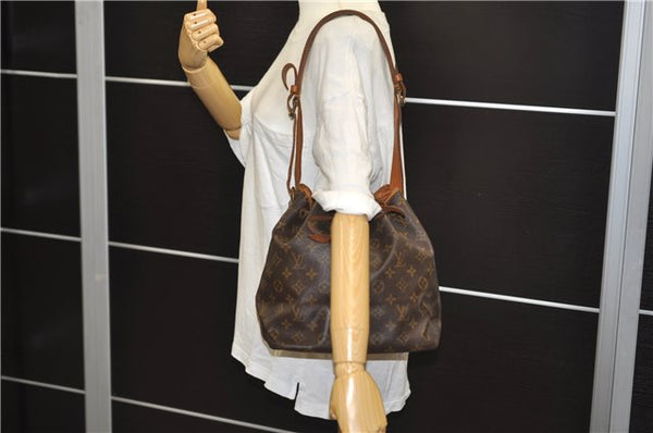 Authentic Louis Vuitton Monogram Petit Noe Shoulder Bag M42226 LV 7585D