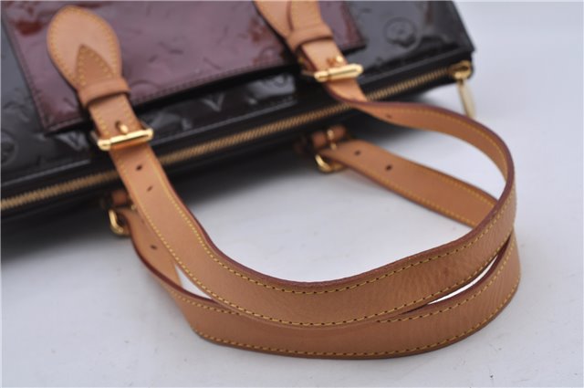 Auth LOUIS VUITTON Vernis Rose Wood Avenue Shoulder Bag Wine Red M93510 LV 7603C