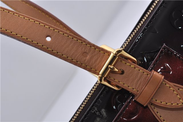 Auth LOUIS VUITTON Vernis Rose Wood Avenue Shoulder Bag Wine Red M93510 LV 7603C