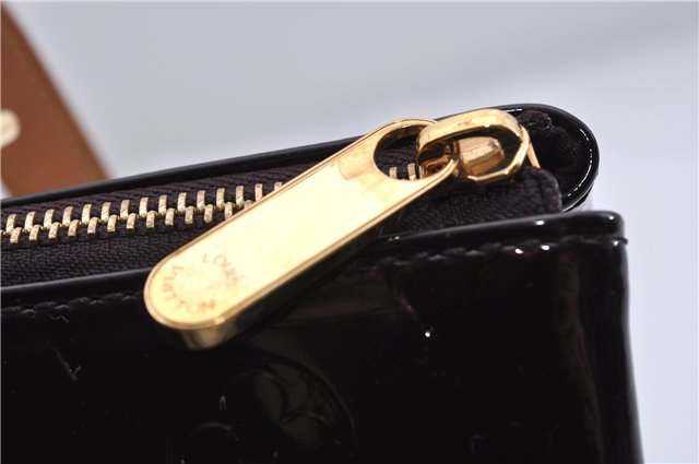 Auth LOUIS VUITTON Vernis Rose Wood Avenue Shoulder Bag Wine Red M93510 LV 7603C