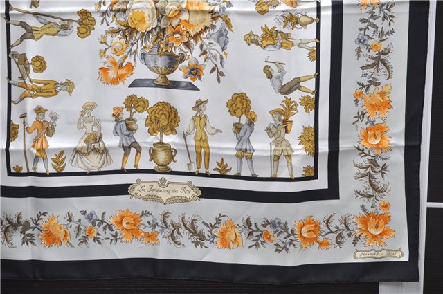 Authentic HERMES Carre 90 Scarf 