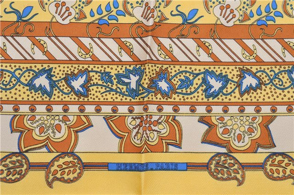 Auth HERMES Petit Carre 40 Scarf Handkerchief "Chasse en INDE" Silk Yellow 7622D
