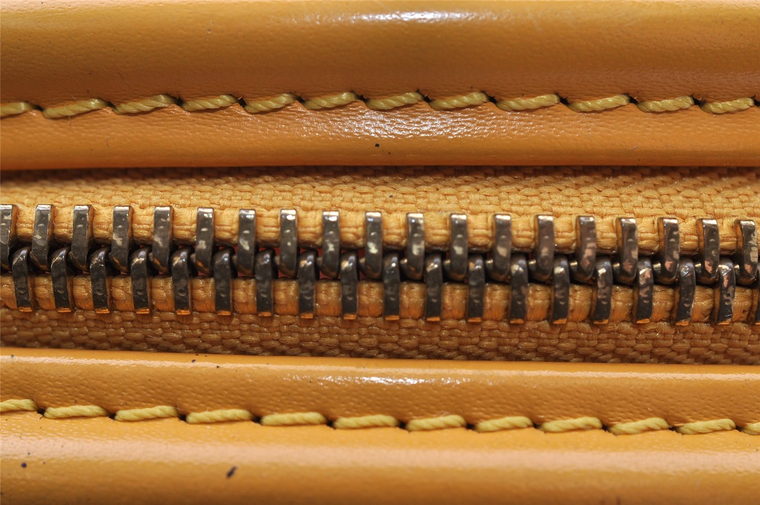 Authentic Louis Vuitton Epi Cannes Cosmetic Hand Bag Yellow M48039 LV 7635I