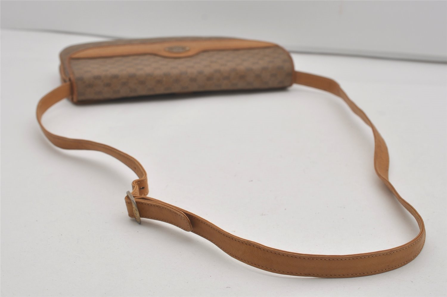 Authentic GUCCI Micro GG PVC Leather Shoulder Cross Body Bag Purse Brown 7652I