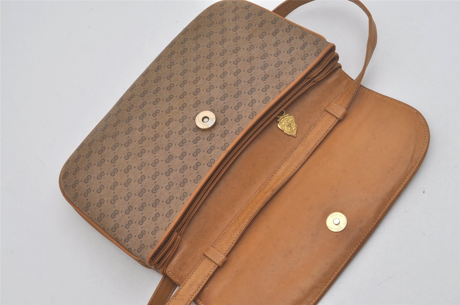 Authentic GUCCI Micro GG PVC Leather Shoulder Cross Body Bag Purse Brown 7652I