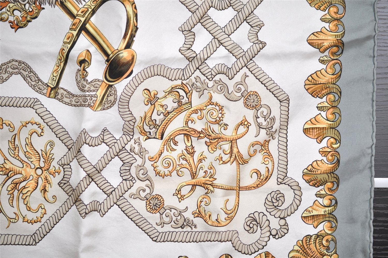 Authentic HERMES Carre 90 Scarf 