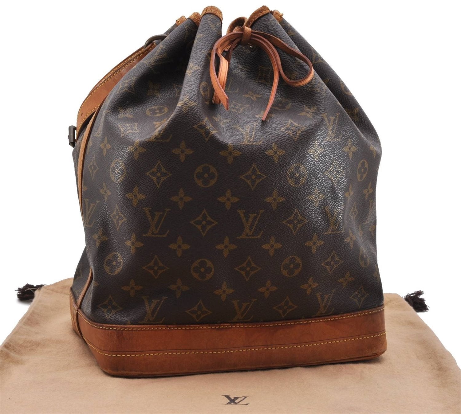 Authentic LOUIS VUITTON Monogram Noe Shoulder Bag M42224 LV 7674C