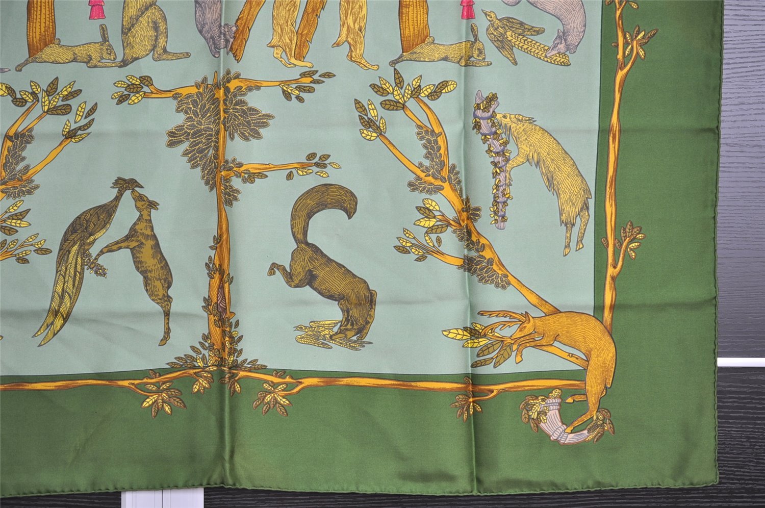 Authentic HERMES Carre 90 Scarf 