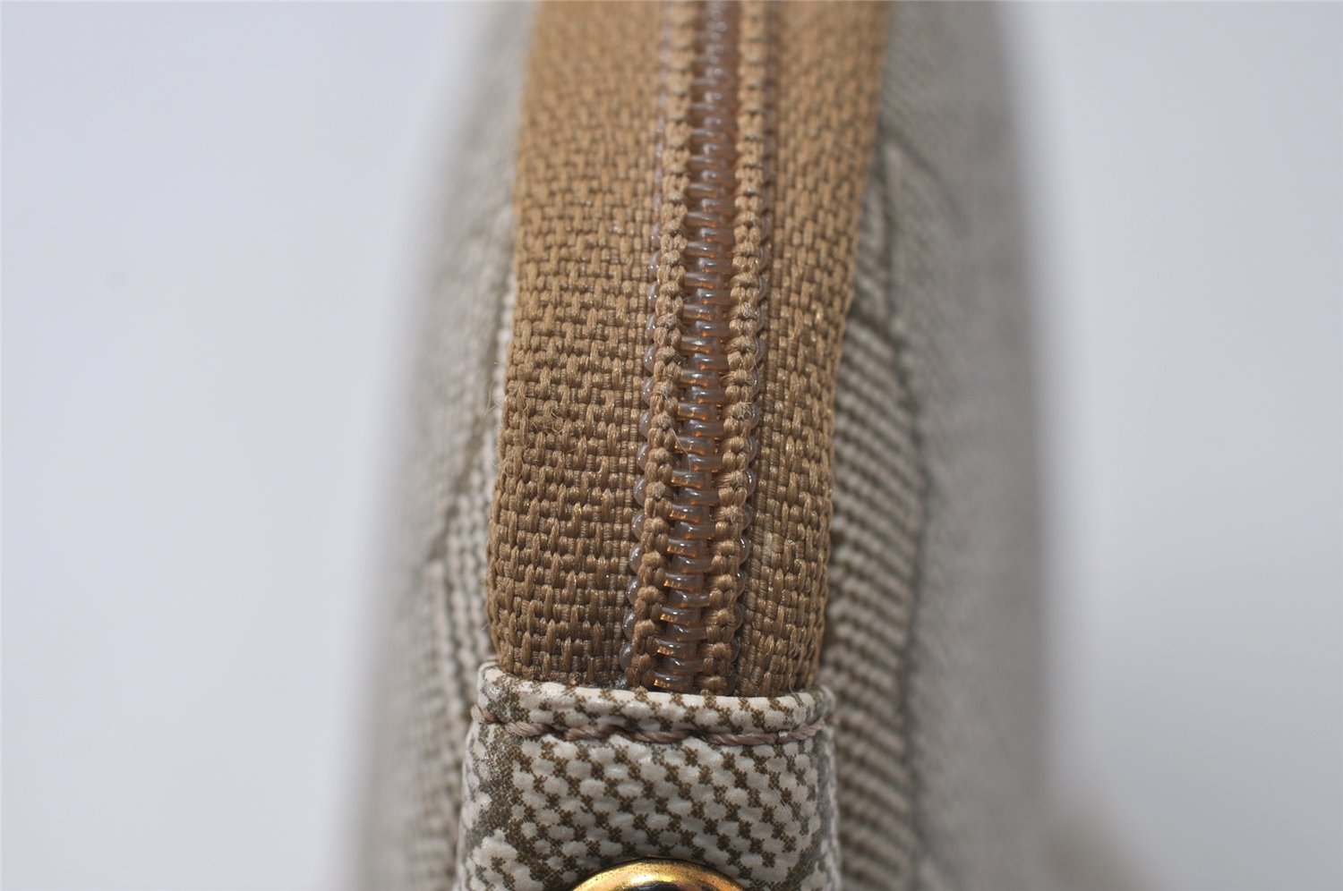 Authentic Christian Dior Honeycomb Chain Shoulder Bag PVC Leather Beige 7683I