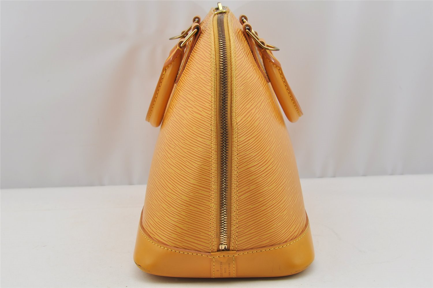 Authentic Louis Vuitton Epi Alma PM Hand Bag Yellow M52149 LV 7686I