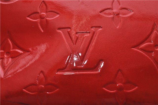 Authentic Louis Vuitton Vernis Reade PM Hand Bag Red M91088 LV 7687D