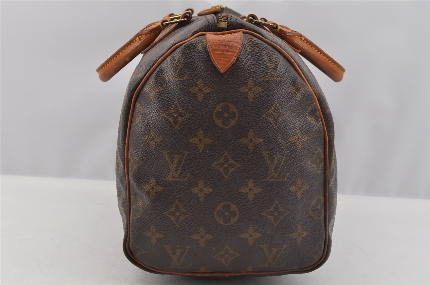 Authentic Louis Vuitton Monogram Speedy 30 Hand Boston Bag M41526 LV 7693I