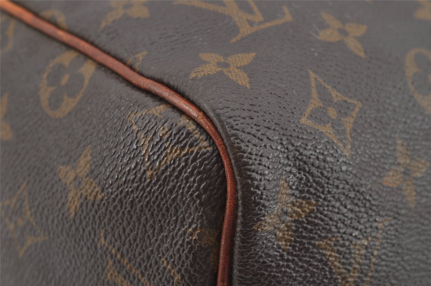 Authentic Louis Vuitton Monogram Speedy 30 Hand Boston Bag M41526 LV 7693I