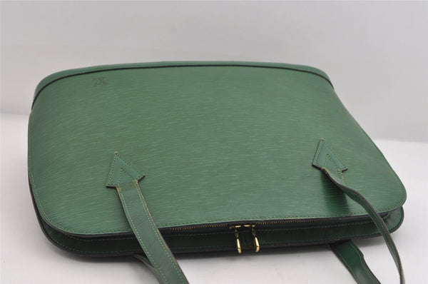 Authentic Louis Vuitton Epi Lussac Shoulder Tote Bag Green M52284 LV 7702I