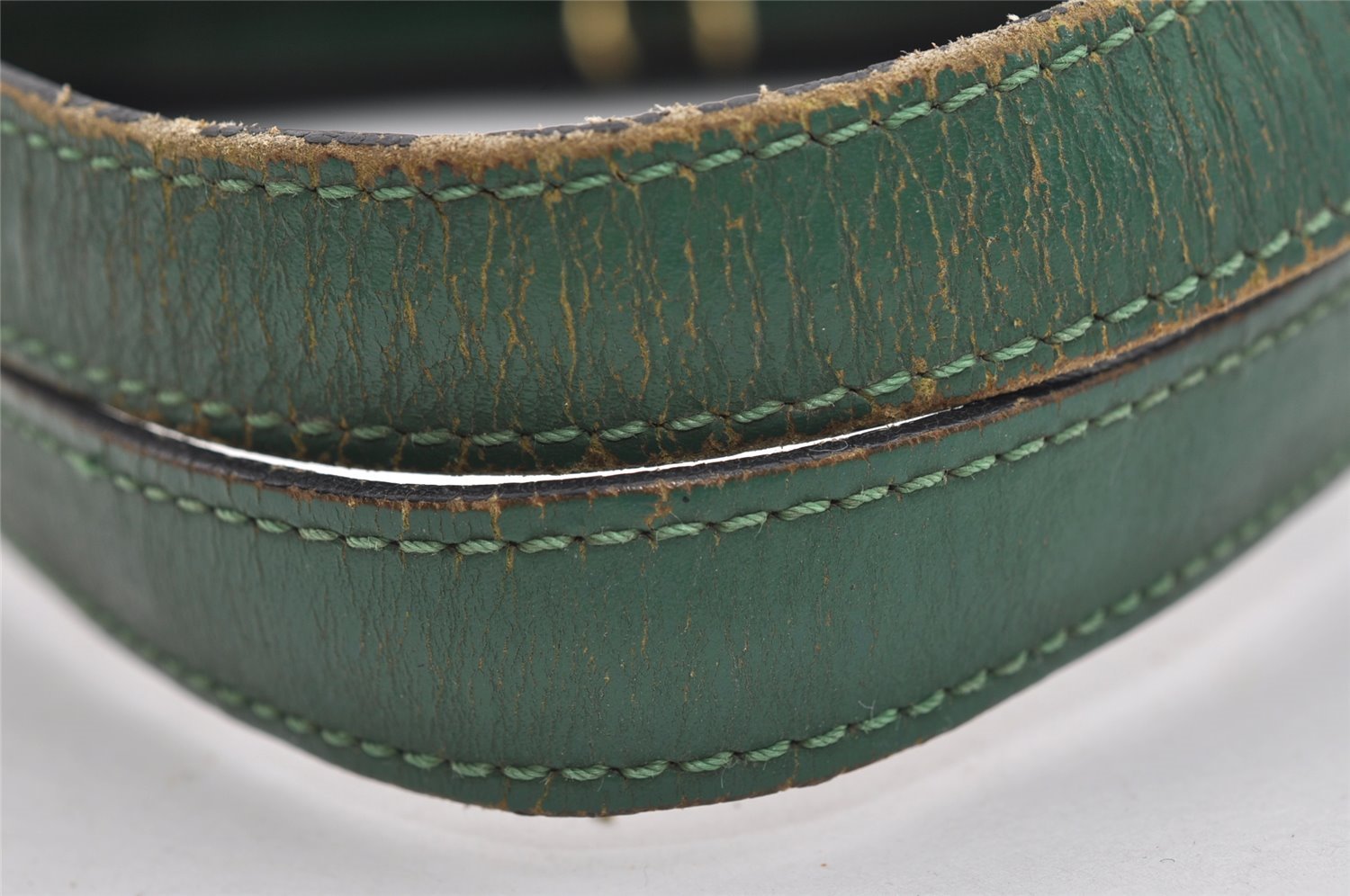 Authentic Louis Vuitton Epi Lussac Shoulder Tote Bag Green M52284 LV 7702I