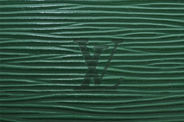 Authentic Louis Vuitton Epi Lussac Shoulder Tote Bag Green M52284 LV 7702I