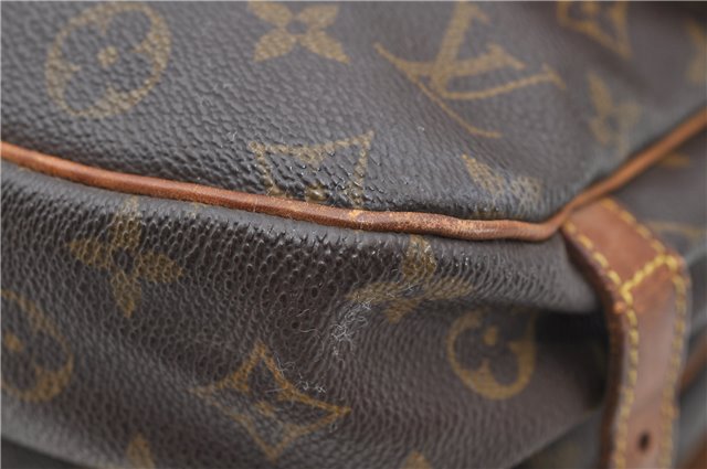 Auth LOUIS VUITTON Monogram Saumur 30 Shoulder Cross Body Bag M42256 LV 7708C