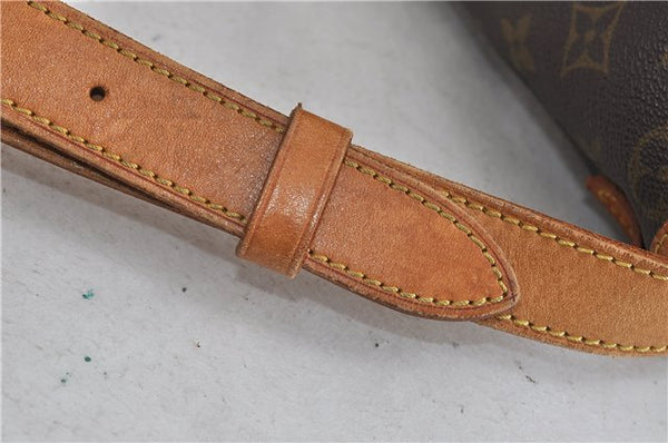 Auth LOUIS VUITTON Monogram Saumur 35 Shoulder Cross Body Bag M42254 LV 7717C