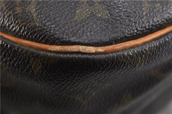 Auth LOUIS VUITTON Monogram Saumur 35 Shoulder Cross Body Bag M42254 LV 7717C