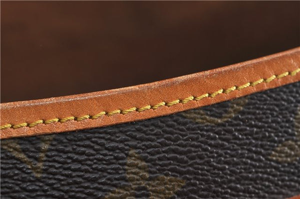 Auth LOUIS VUITTON Monogram Saumur 35 Shoulder Cross Body Bag M42254 LV 7717C