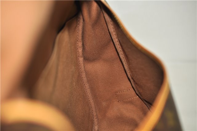 Auth LOUIS VUITTON Monogram Saumur 35 Shoulder Cross Body Bag M42254 LV 7717C